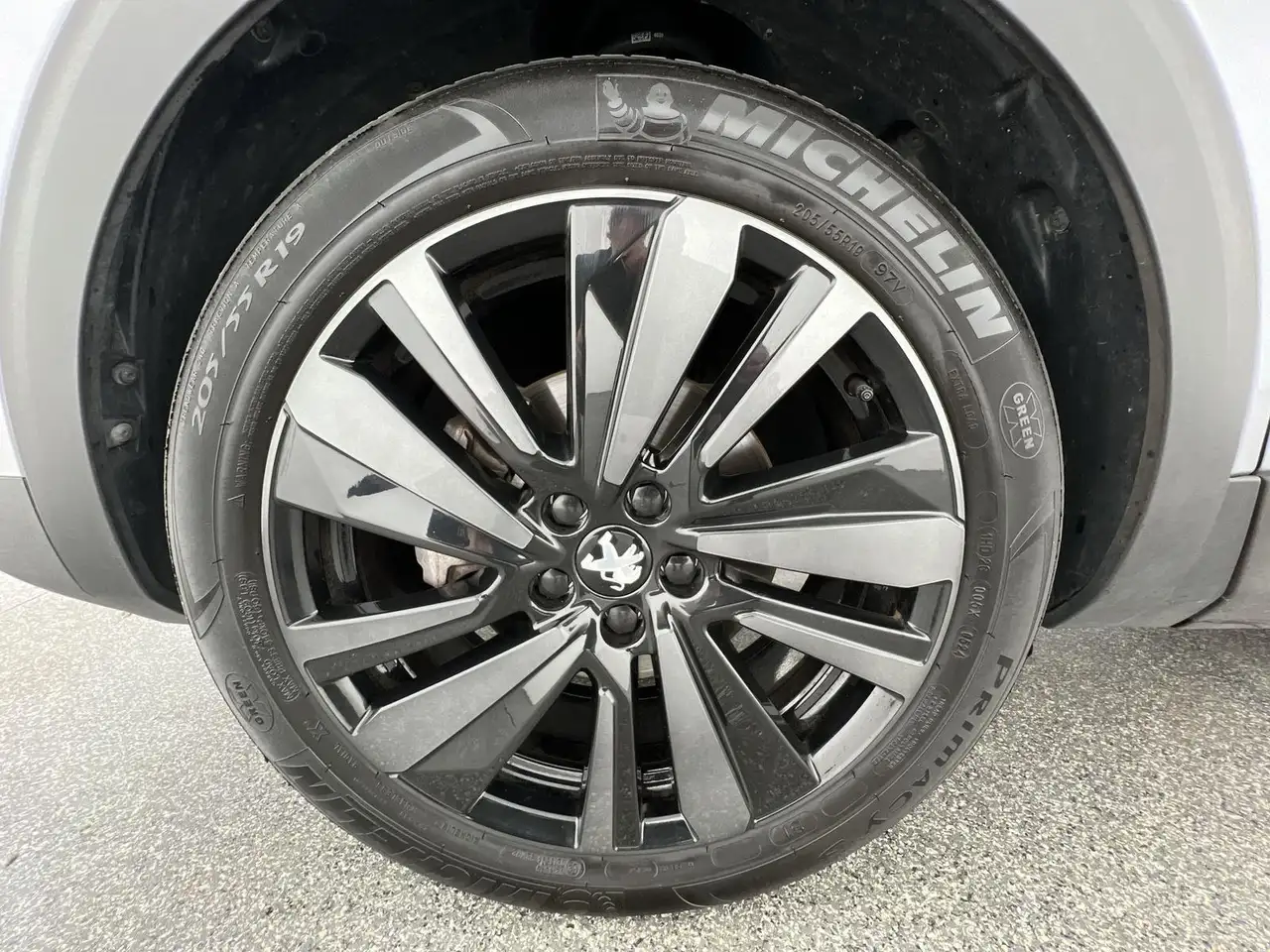 Peugeot 3008 GT 1.2*RFK*PANO*NAVI*uvm — Vehicle gallery 10