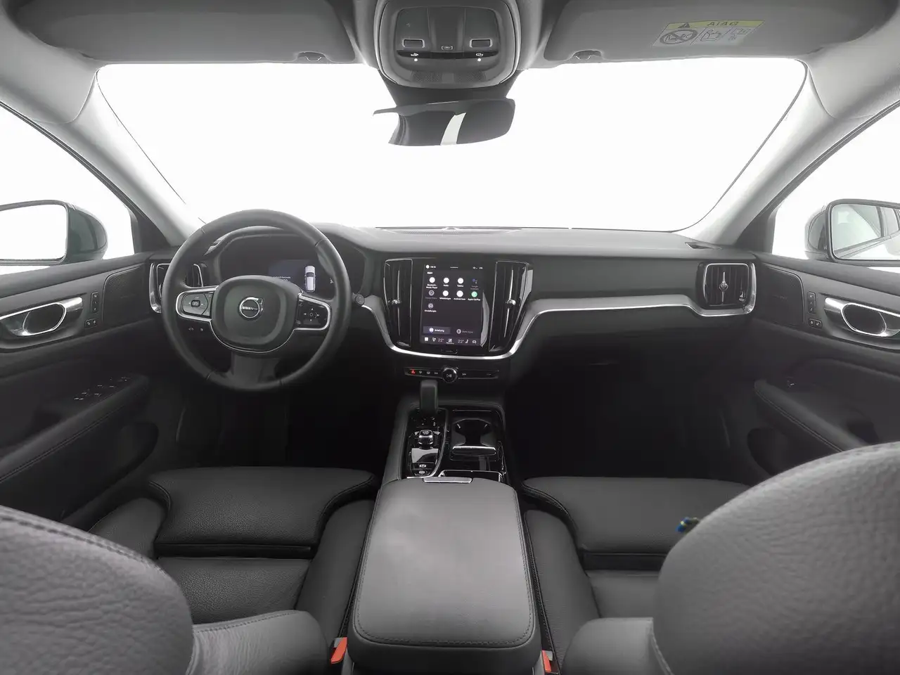 Volvo V60 T8 Plug-In-Hybrid AWD Plus Dark — Galerie du véhicule 3