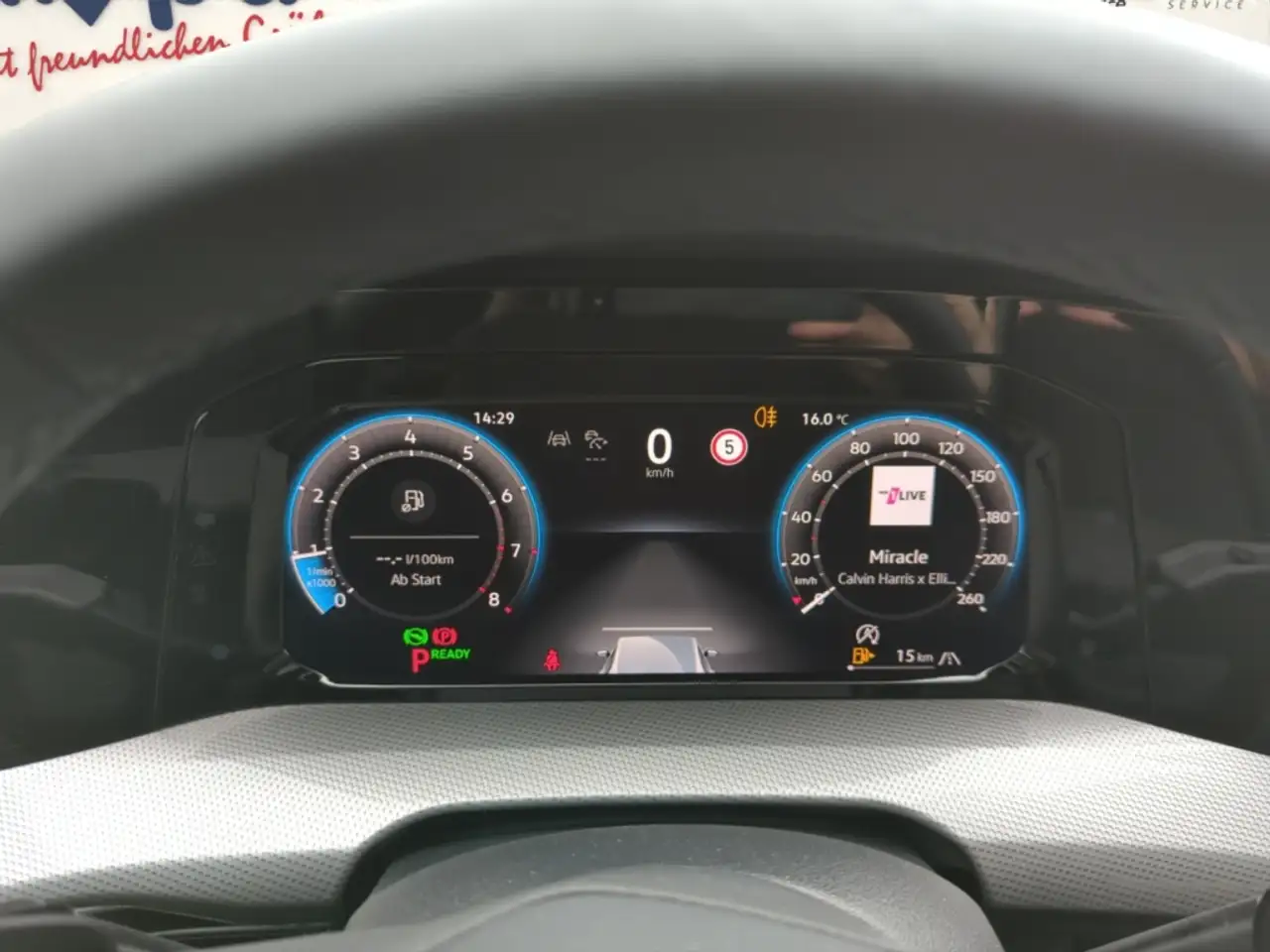 Volkswagen Golf VIII EDITION 50 1.5 eTSI DSG AHK,PANORAMA,DAB+,LED — Galerie du véhicule 11