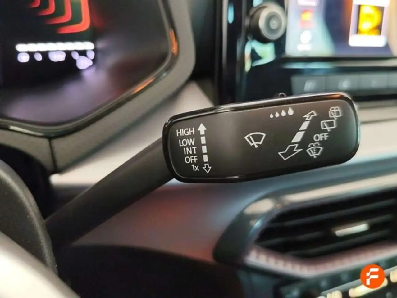 SEAT Ibiza 1.0 TSI S&S Special Edition 115 — Galerie du véhicule 18