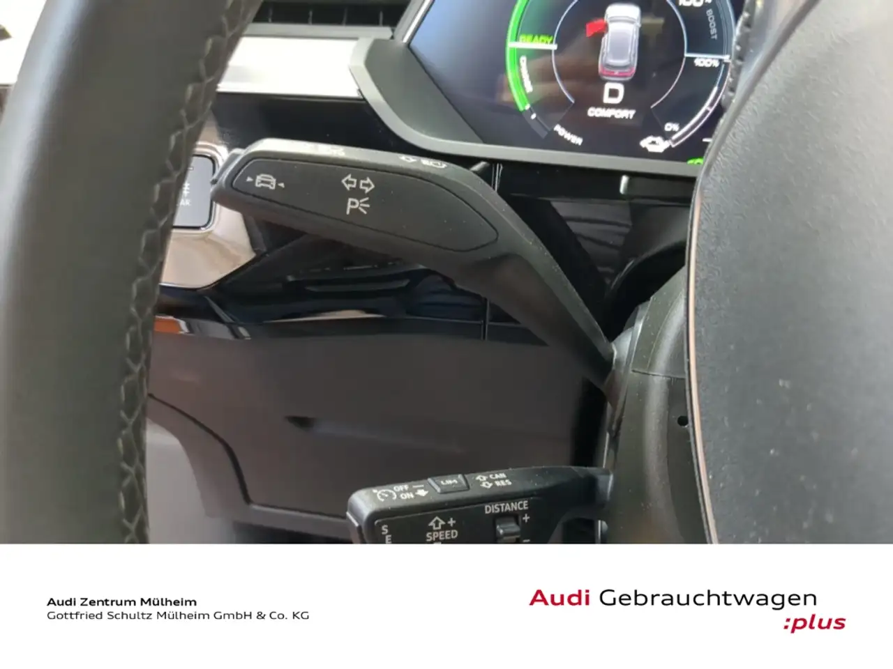 Audi Q8 e-tron 50 quattro S-Line Navi Matrix LED Pano Optikpaket — Galería del vehículo 20