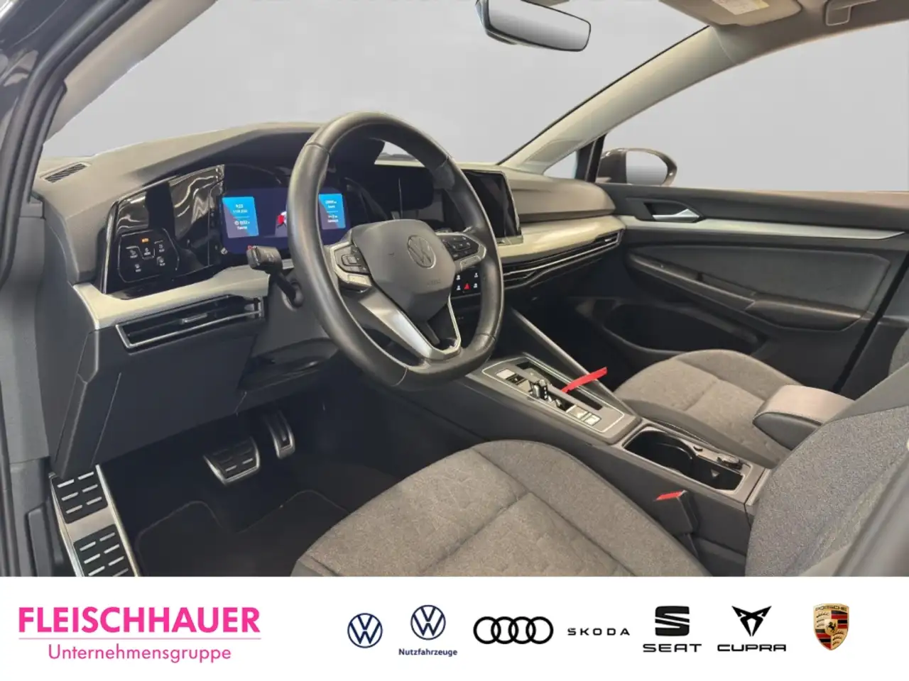 Volkswagen Golf Variant VIII 1.5 eTSI Move Matrix+Navi+AHK+Kamera+App — معرض صور السيارة 11
