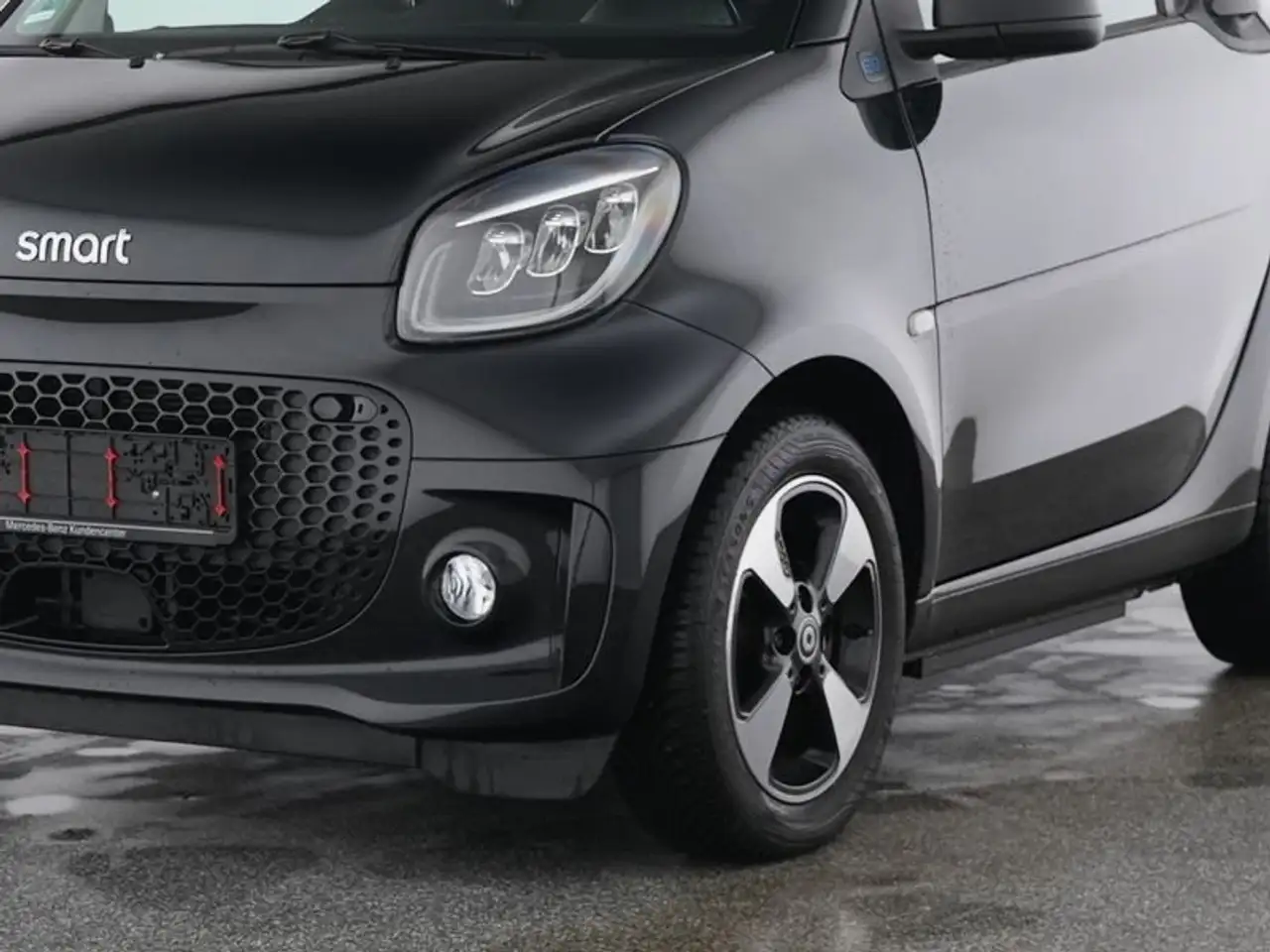 smart forTwo EQ PASSION/EXCL/22KW/RFK+EPH/JBL/PAN/SHZ/LED/GJR — Vehicle gallery 2