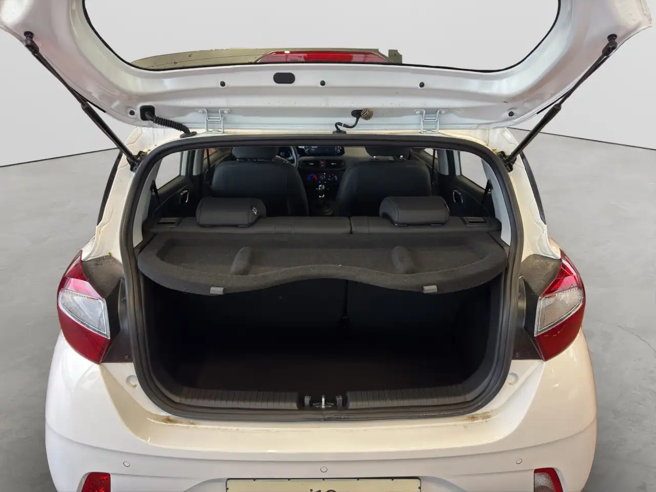 Hyundai i10 Select Klima Navi Rückfahrkamera Fenster el. — Vehicle gallery 7