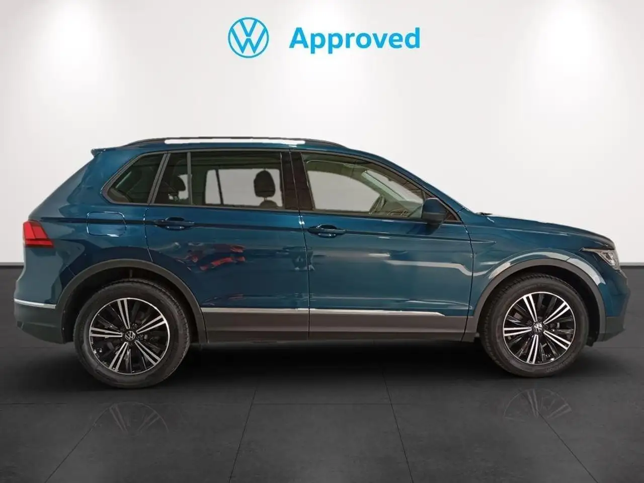 Volkswagen Tiguan 1.5 TSI Life 110kW — معرض صور السيارة 3