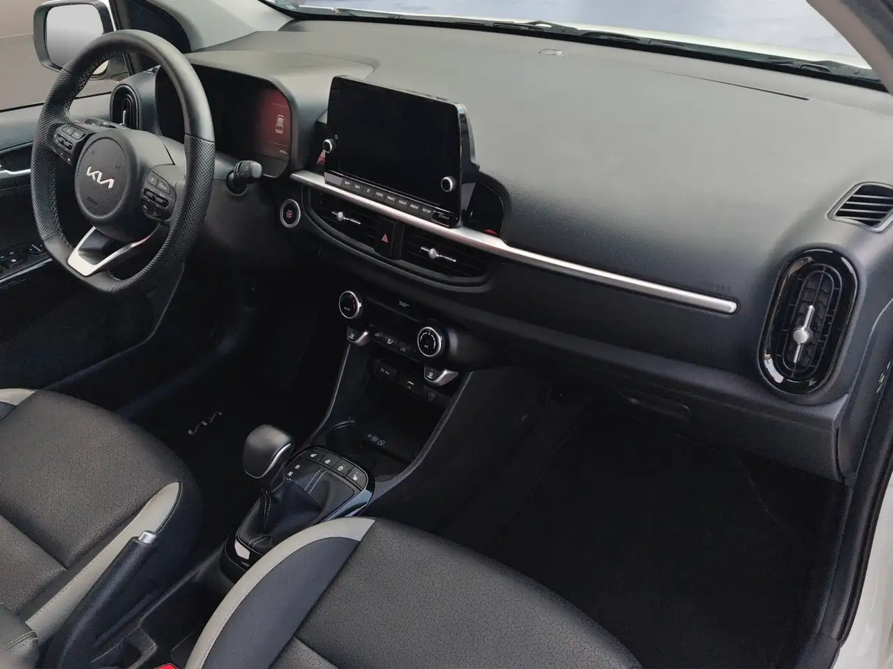 Kia Picanto PE2 1.2 GT-Line AMT Navigation PDC RFK — معرض صور السيارة 13