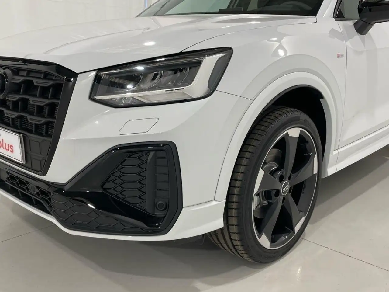 Audi Q2 35 TDI Black line edition S tronic 110kW — معرض صور السيارة 6
