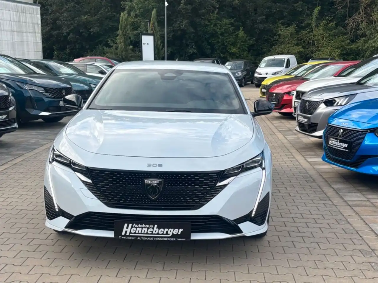 Peugeot 308 E-308 GT First Edition |Drive-Assist-Paket + — Galería del vehículo 2
