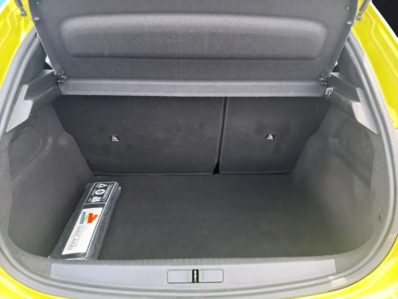 Peugeot 208 Active *SitzHZ*LED*Tempomat*PDC*CarPlay* — Galería del vehículo 20