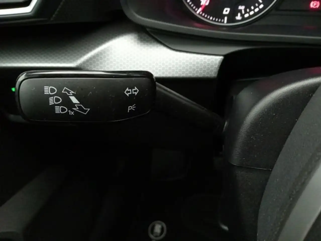 SEAT Leon 1.0 TSI S&S Style XS 110 — Galería del vehículo 18