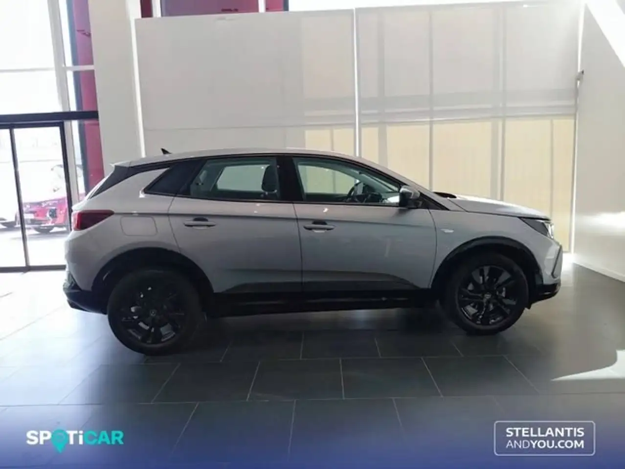 Opel Grandland 1.2T XHT MT6 S/S GS — Vehicle gallery 4