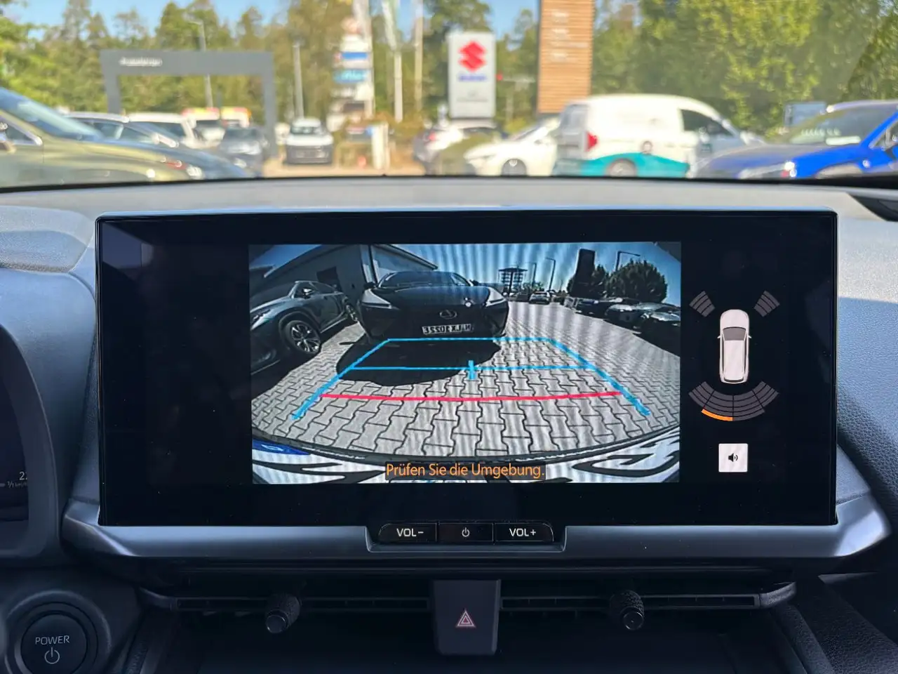 Toyota C-HR 2.0 Plug-in Hybrid Team D LED, Kamera, Navi — Galería del vehículo 12