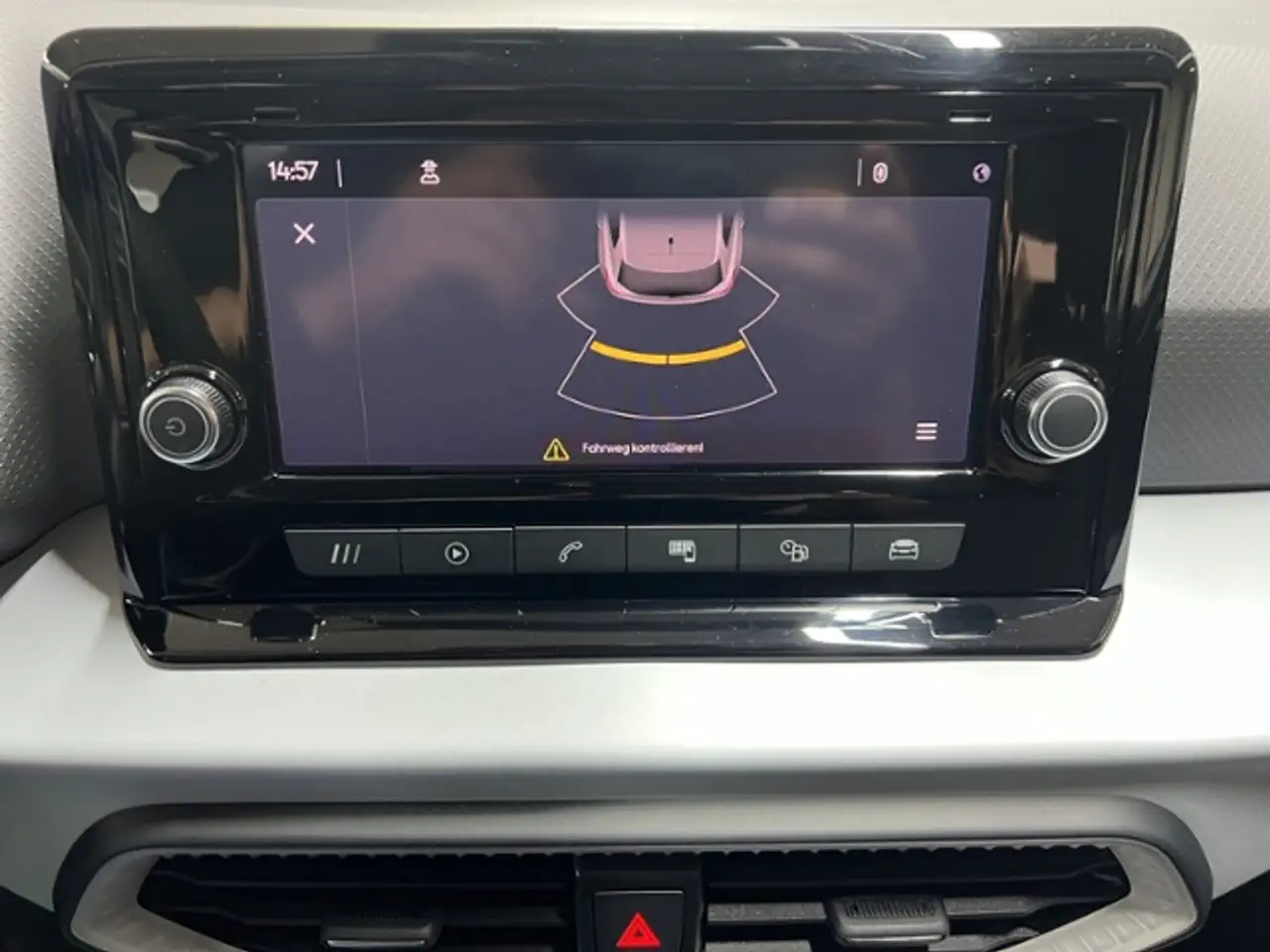 SEAT Ibiza 1.0 TSI Style+LED+FULL LINK+FRONT ASSIST — Galerie du véhicule 13