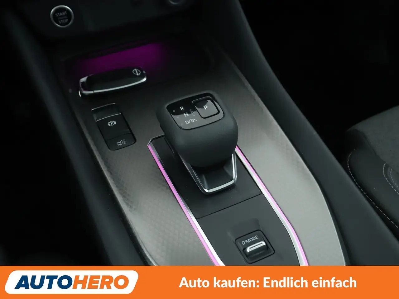 Nissan Qashqai 1.3 DIG-T Mild-Hybrid N-Connecta Aut.*NAVI*TEMPO* — Galerie du véhicule 25