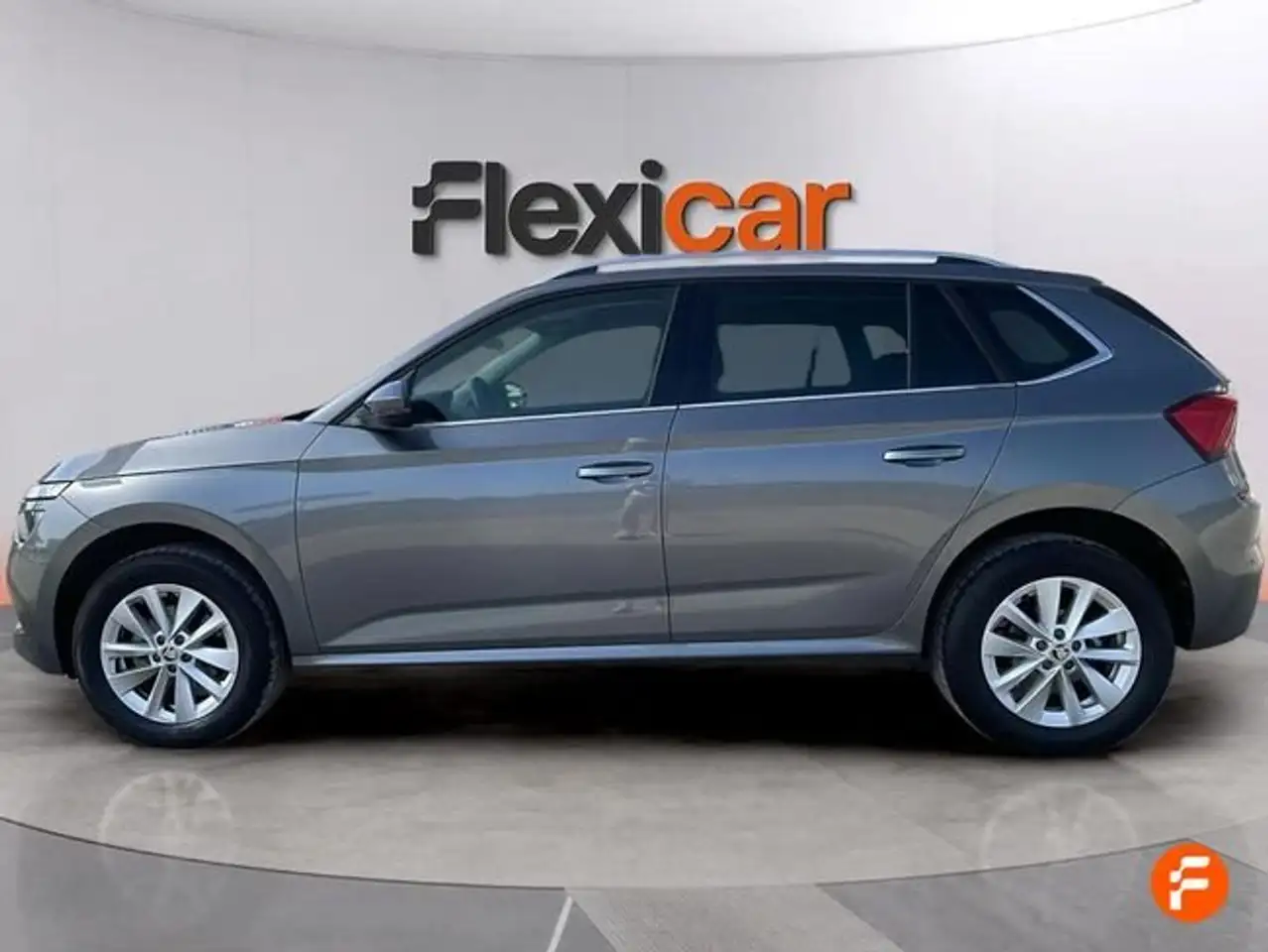Skoda Kamiq 1.0 TSI Ambition 81kW — معرض صور السيارة 2