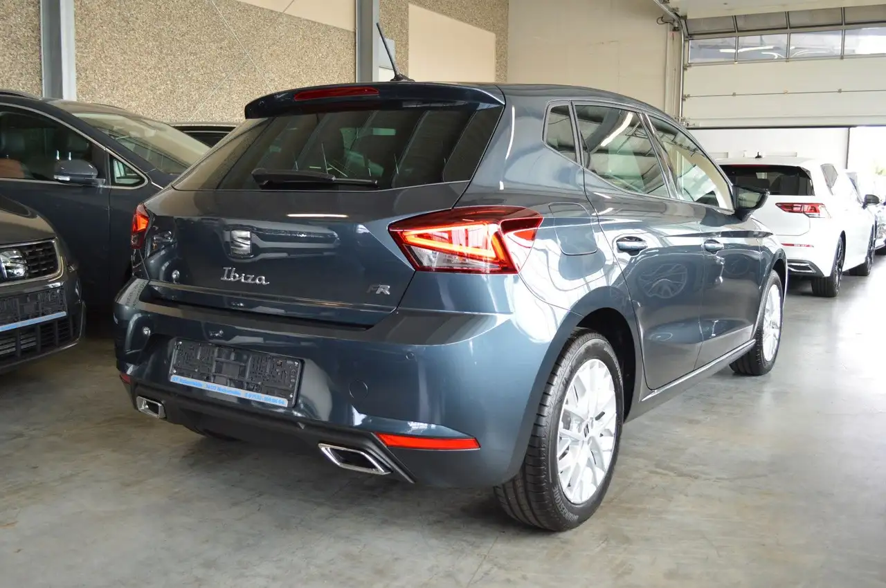 SEAT Ibiza 1.0 TSI FR 5J GARANTIE|LED|NAV|VIRT|KAMERA — Galería del vehículo 4