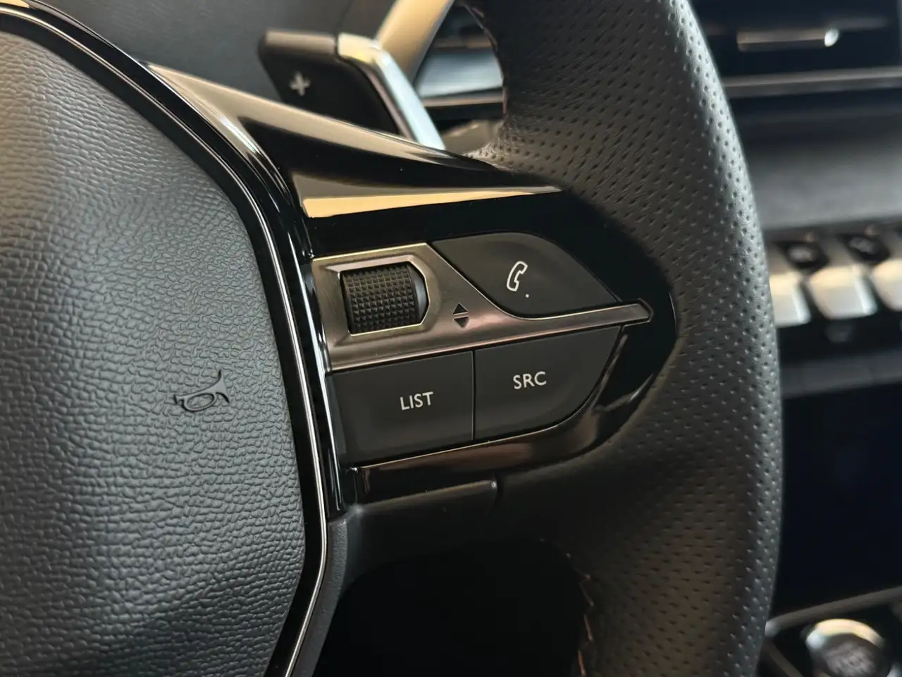 Peugeot 3008 1.2 PureTech 130 GT Kamera*Navi*Sitzhzg — Vehicle gallery 20