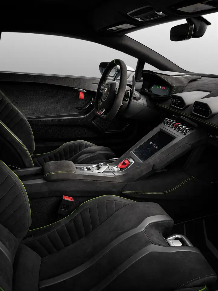 Lamborghini Huracán STO|MY24|Nero Noctis|Full PPF|C-Lock — Vehicle gallery 8