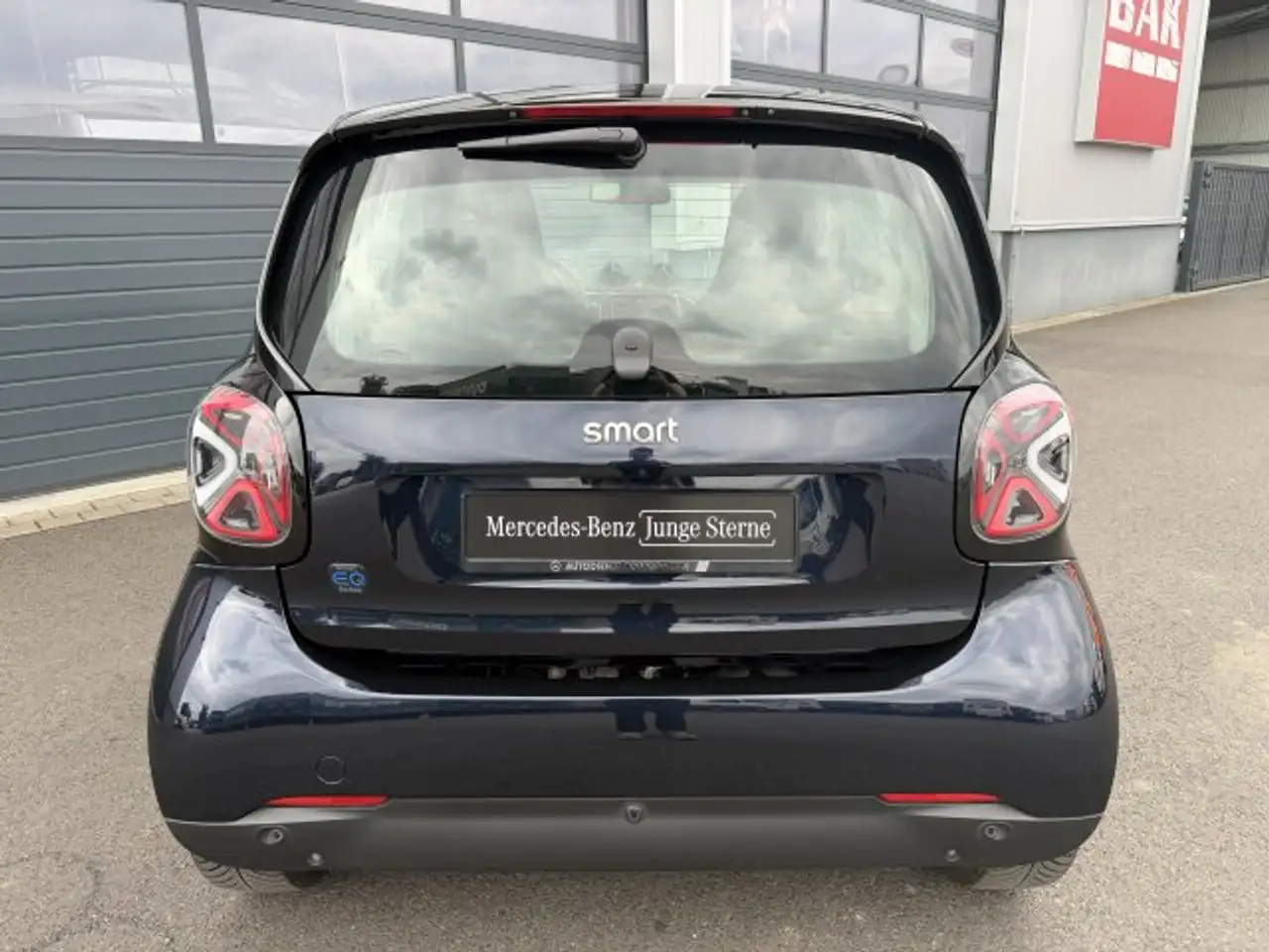 smart forTwo smart EQ fortwo Exclusive LED Kamera Sitzheizung — معرض صور السيارة 7