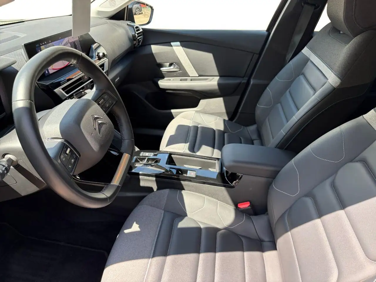 Citroen C4 1.2 12V e-THP / PureTech — معرض صور السيارة 6