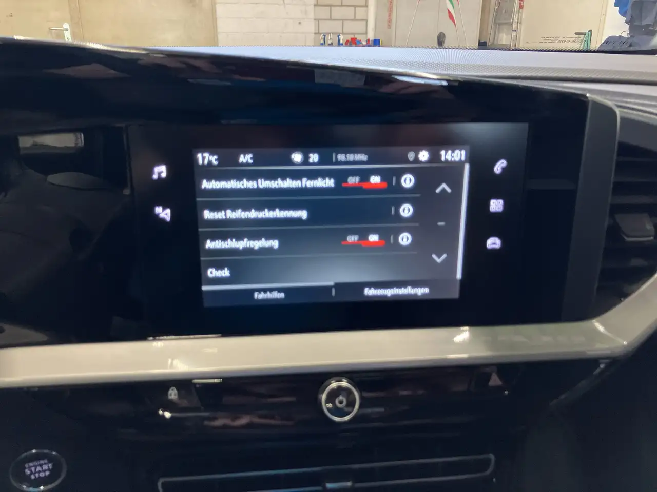Opel Mokka 1.2 Turbo Elegance LED+WinterPaket+Kamera — Galería del vehículo 19