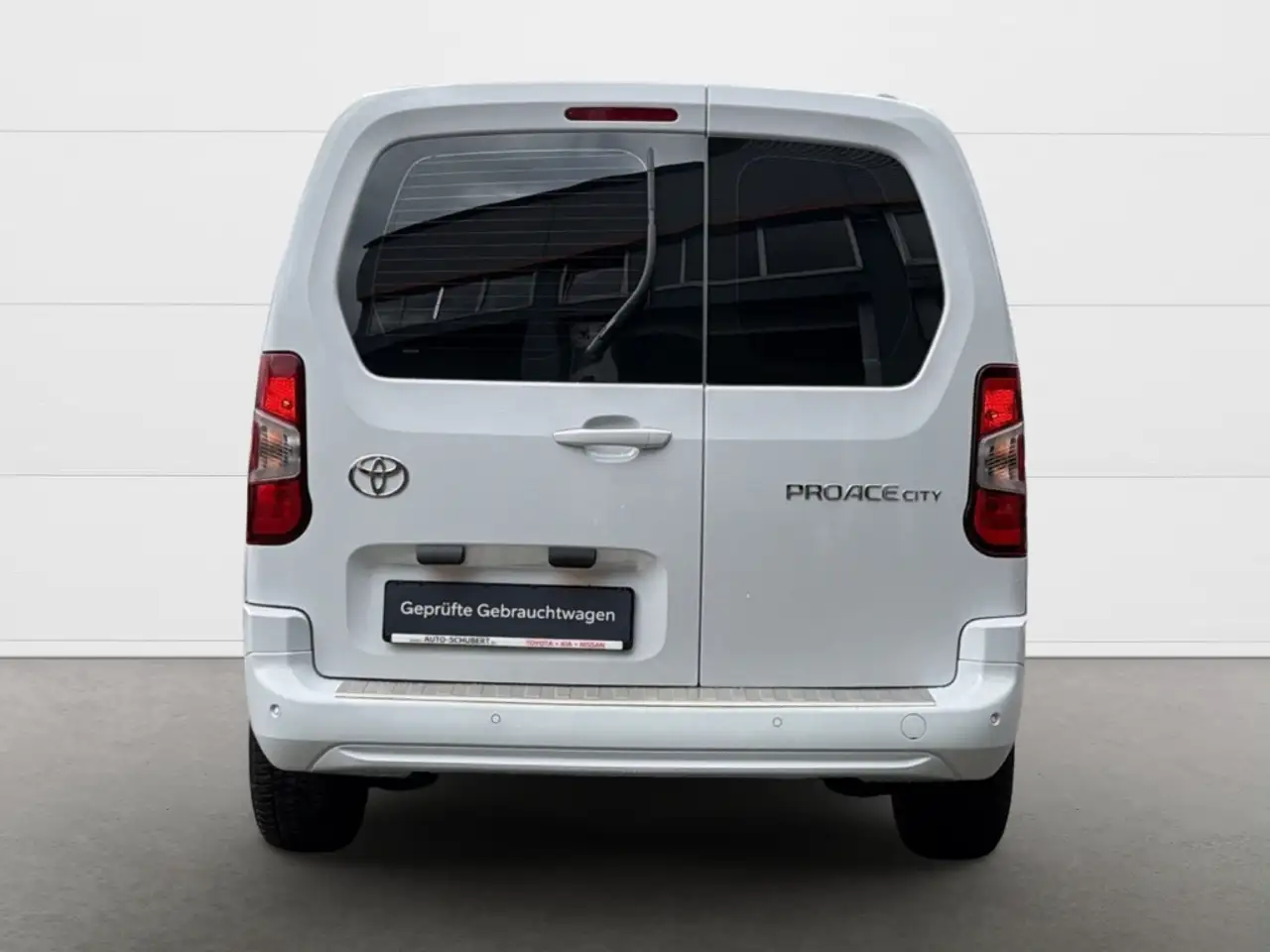 Toyota Proace City 1.2 T Combi Business L1 Tempo+LED+APP Connect+Klim — معرض صور السيارة 7