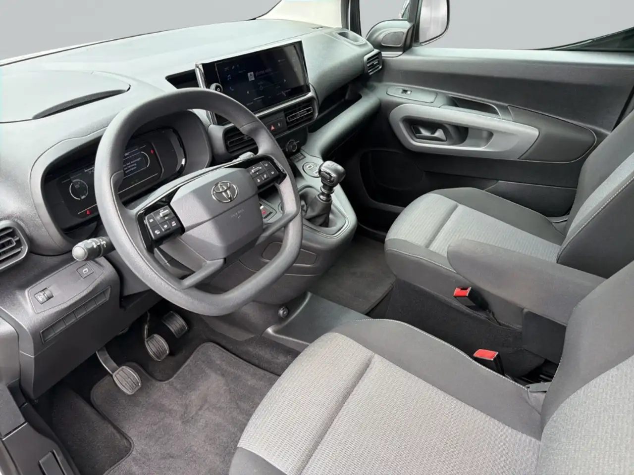 Toyota Proace City 1.2 T Combi Business L1 Tempo+LED+APP Connect+Klim — معرض صور السيارة 13