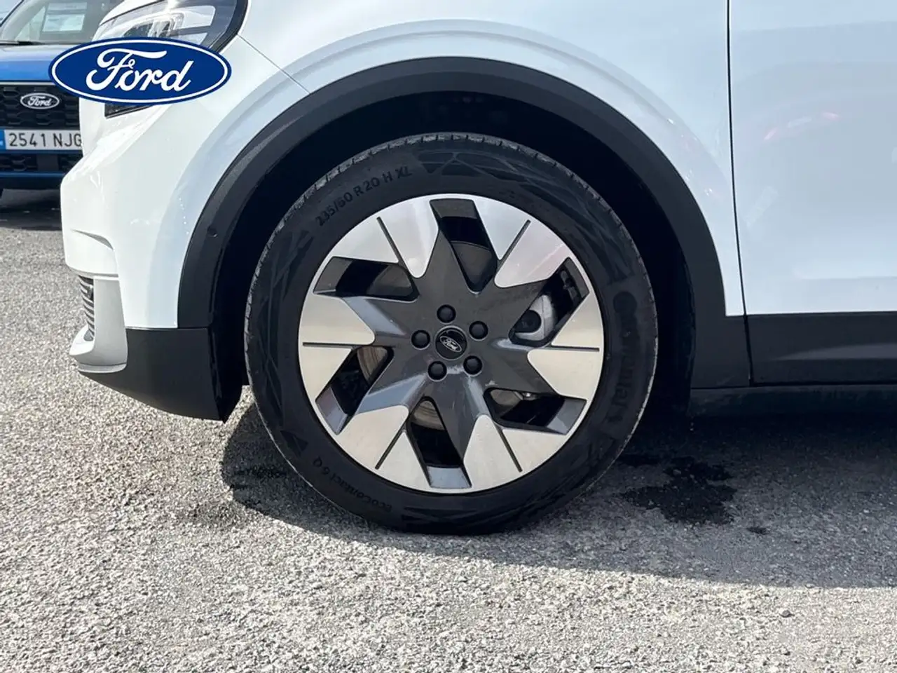 Ford Explorer RWD Rango Extendido Premium 77kWh — Galerie du véhicule 9