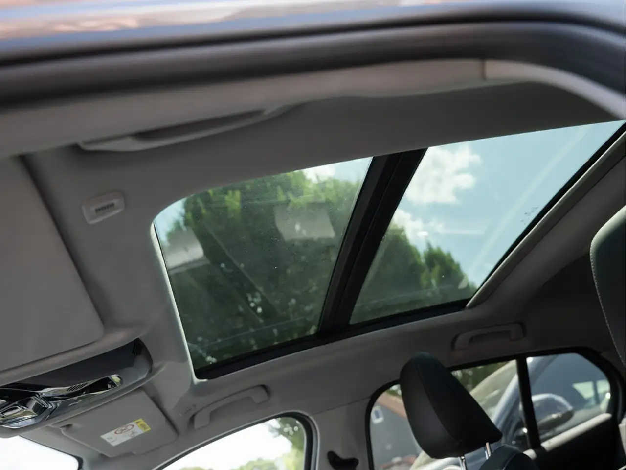 BMW 120 PANO LED NAVI KAMERA SHZ PDC KEYLESS — Vehicle gallery 27