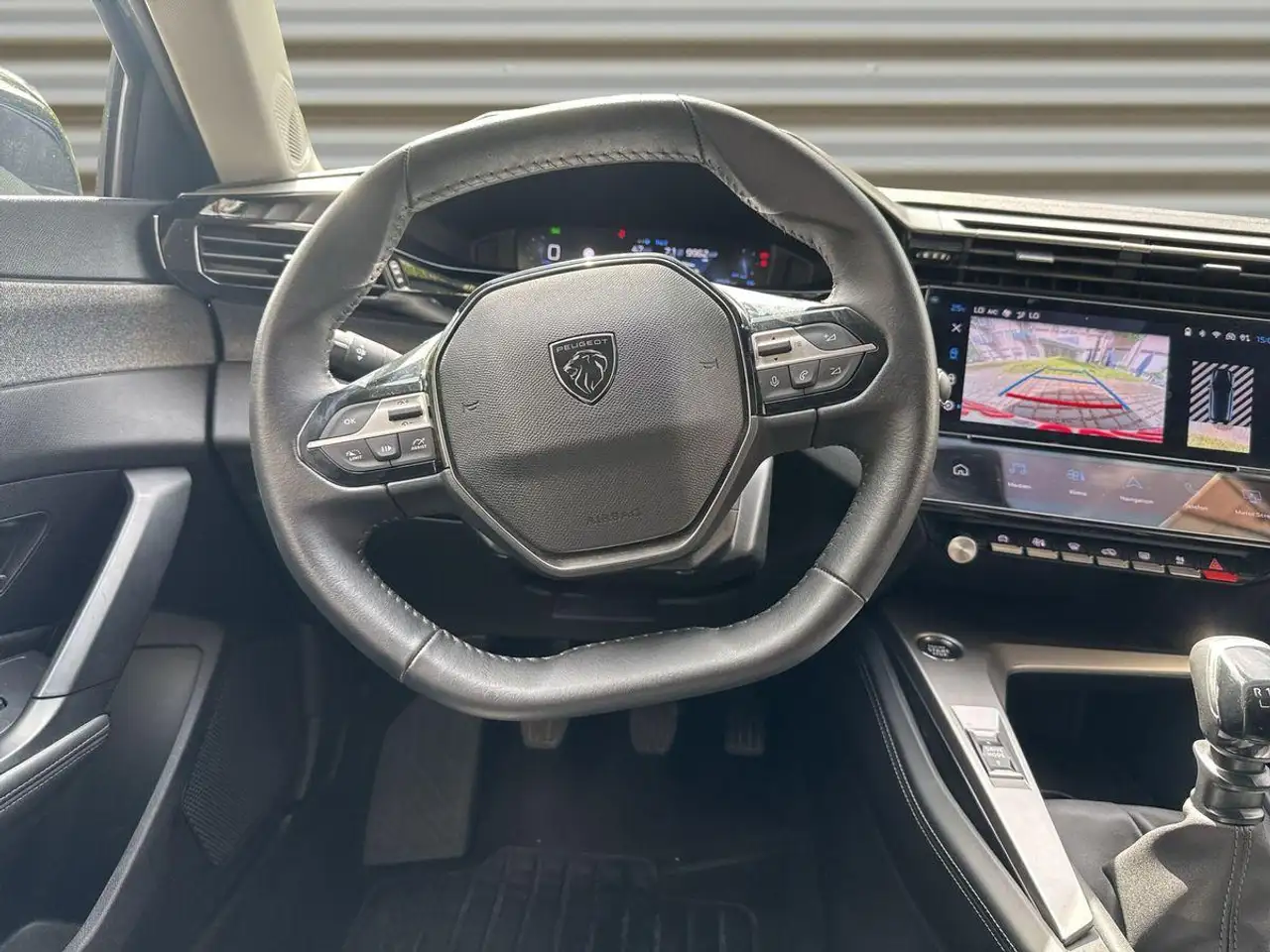 Peugeot 308 1.2 Allure*Kamera*Navi*ACC*Leder*Klimaut*LED* — معرض صور السيارة 15