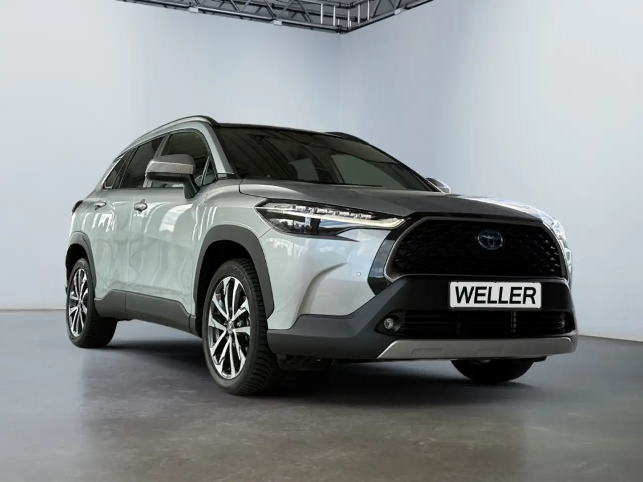 Toyota Corolla Cross 2.0 Hybrid Team Deutschland*Pano*AHK* — معرض صور السيارة 3