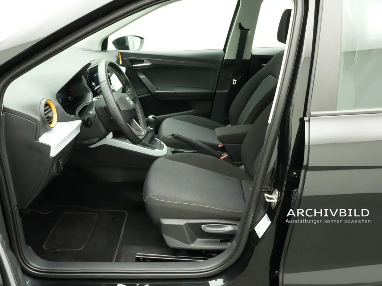 SEAT Arona Style Edition VIRT CARPLAY LED PDC SHZ — Galería del vehículo 7