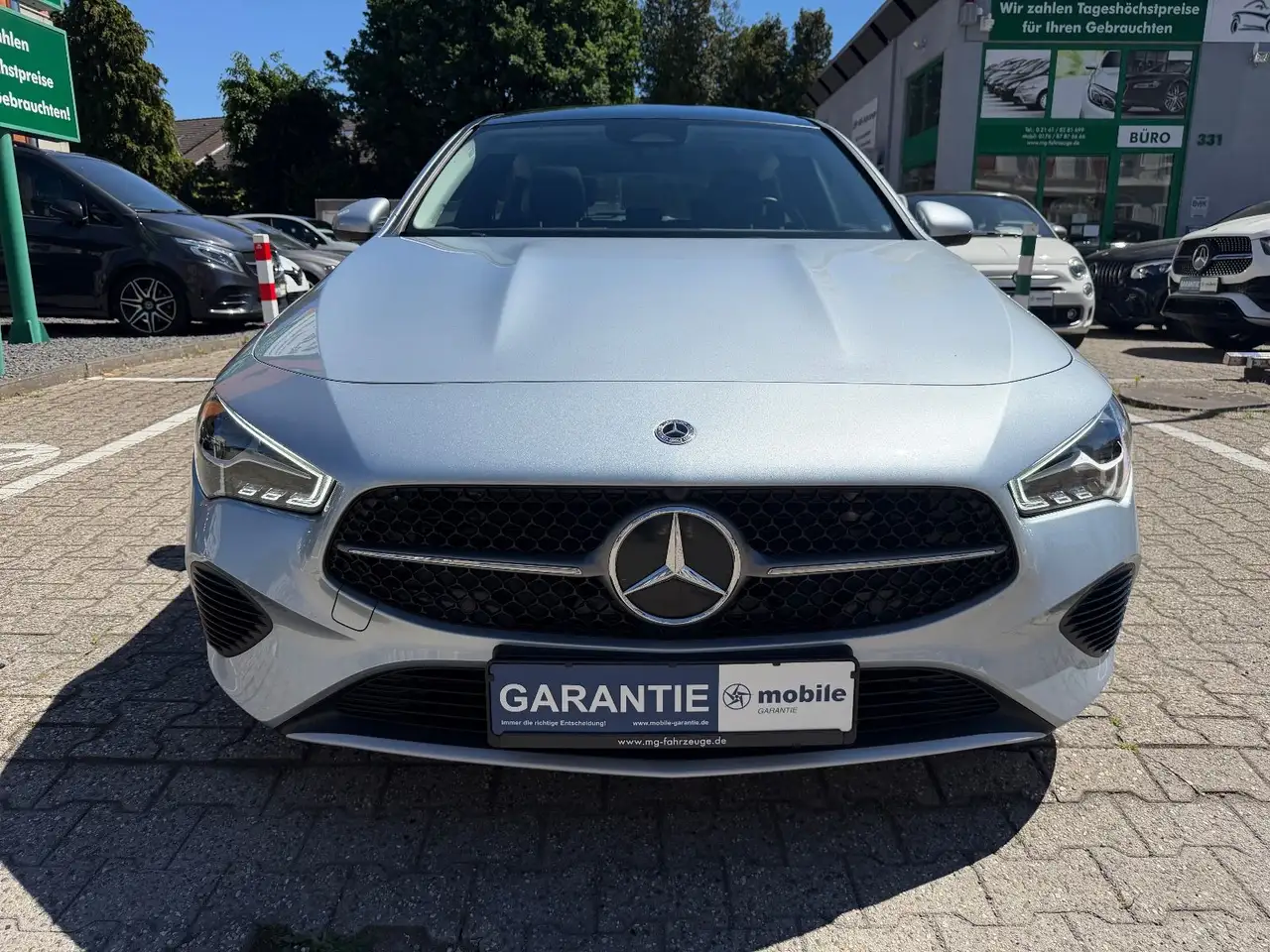 Mercedes-Benz CLA 180 PANO KAMERA AHK TEMPOMAT — Vehicle gallery 8