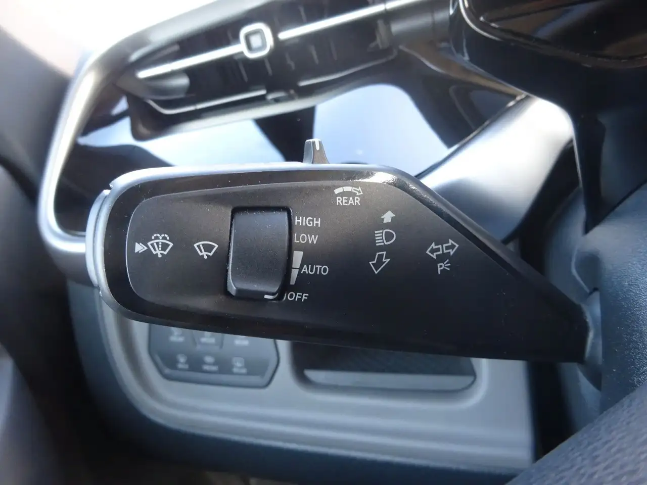 Volkswagen ID. Buzz Bus 286PS Autm. AHK Kamera Pro — معرض صور السيارة 27