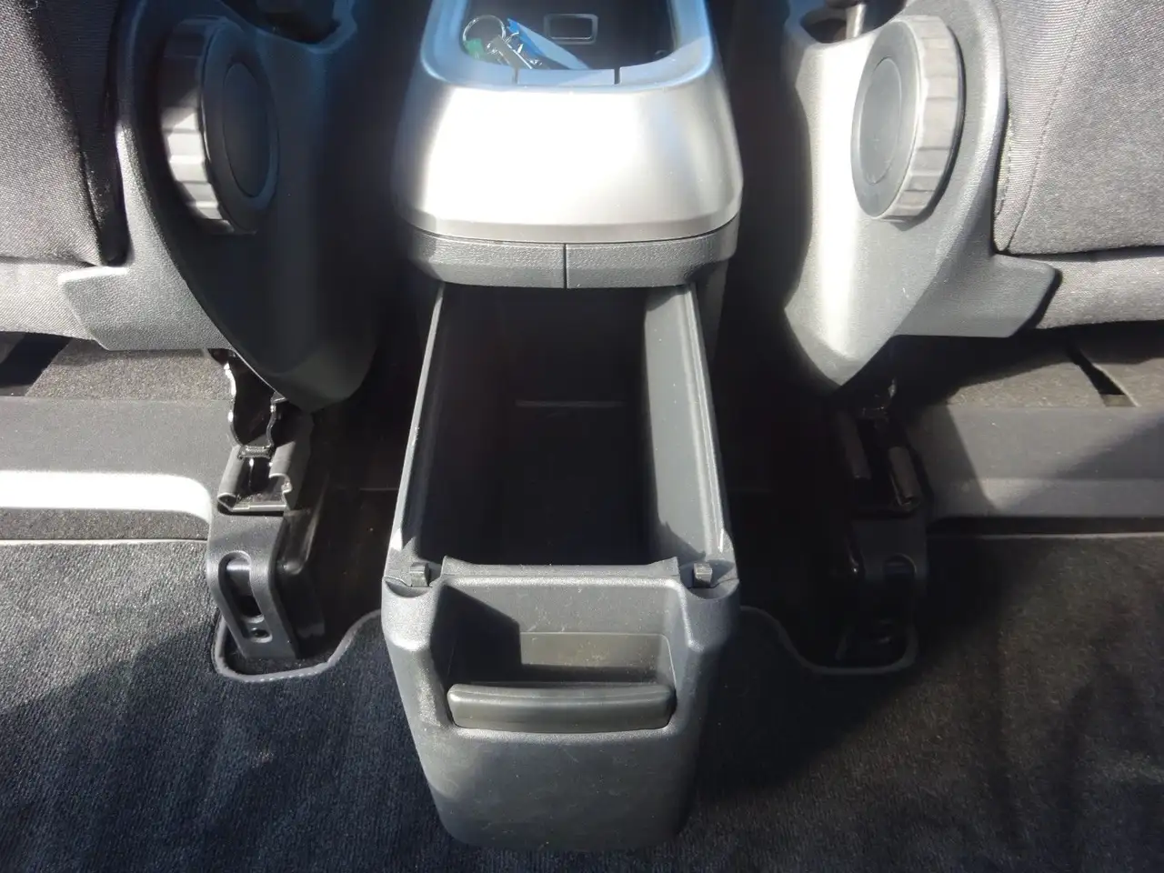 Volkswagen ID. Buzz Bus 286PS Autm. AHK Kamera Pro — معرض صور السيارة 21
