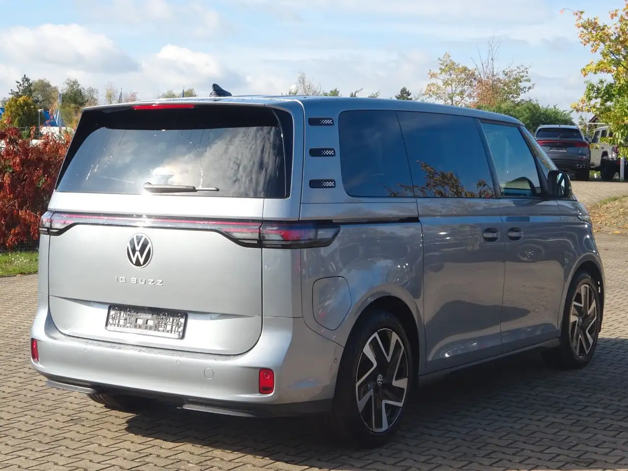 Volkswagen ID. Buzz Bus 286PS Autm. AHK Kamera Pro — معرض صور السيارة 13