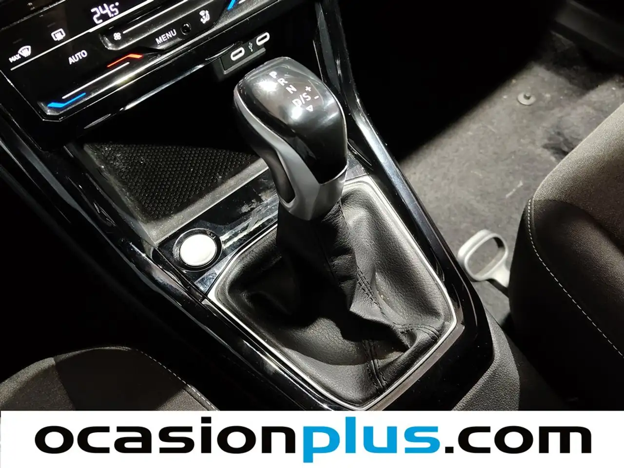 Volkswagen T-Cross 1.0 TSI Más Aut. 85kW — معرض صور السيارة 5