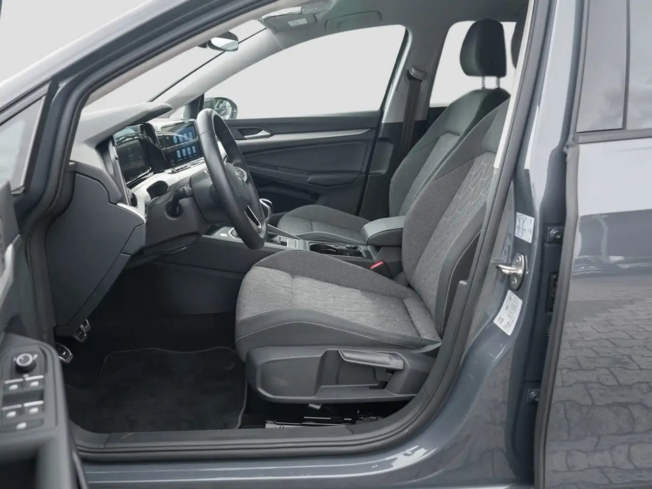 Volkswagen Golf VIII 1,0 TSI Move,LED,Apple Car Play,Lenkrad/Si... — Vehicle gallery 7