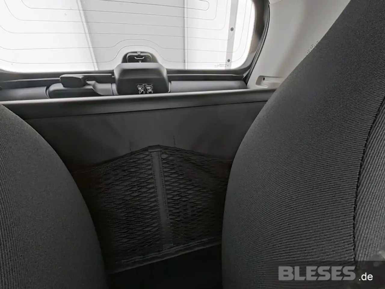 smart forTwo fortwo EQ Exclusive Plus+22kW+Kamera+LED+Winter-P — Galerie du véhicule 9