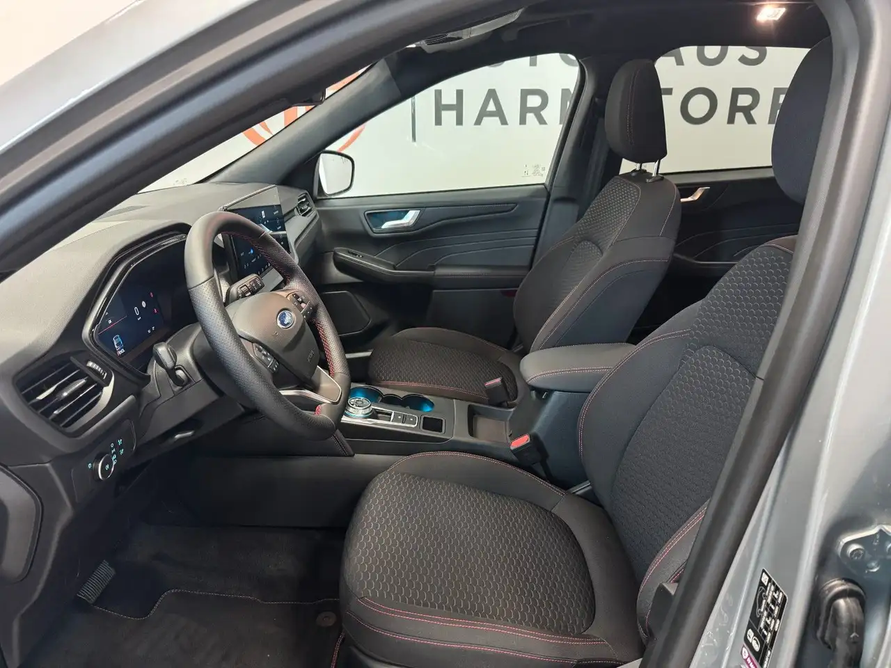 Ford Kuga ST-Line 1.5 AT AHK Navi Pano Kamera — معرض صور السيارة 11