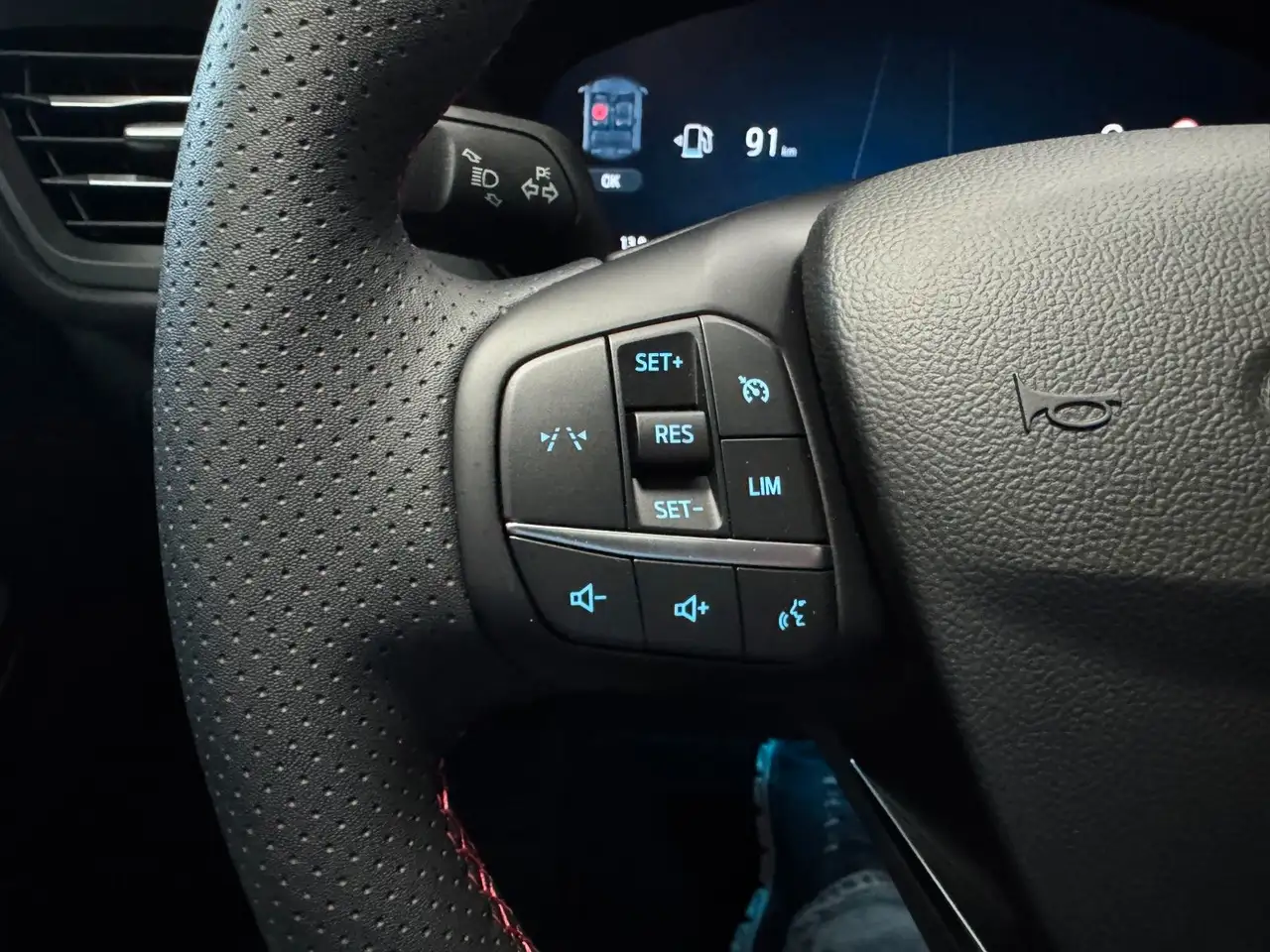 Ford Kuga ST-Line 1.5 AT AHK Navi Pano Kamera — معرض صور السيارة 14