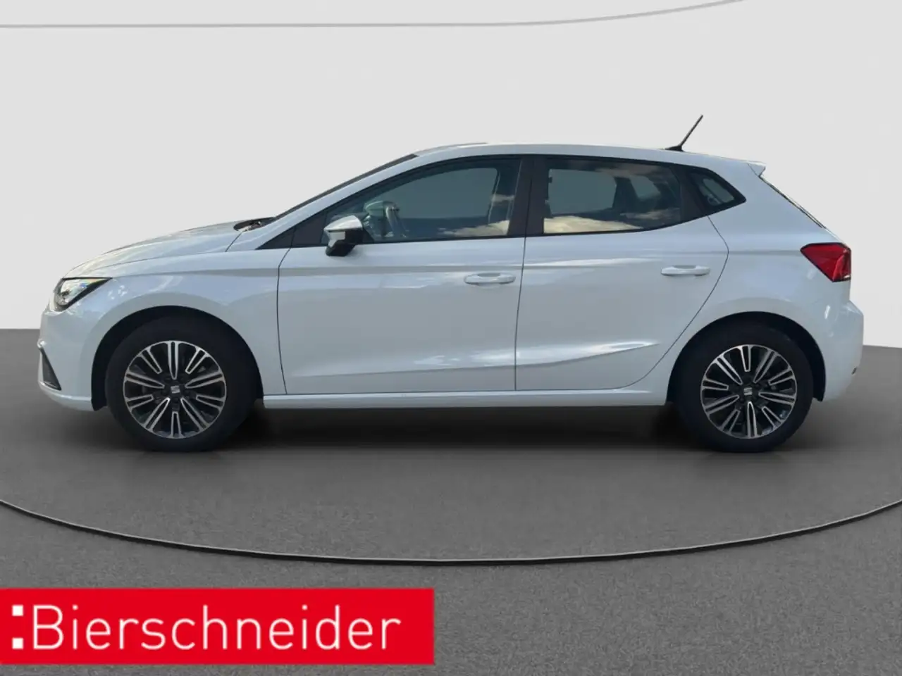 SEAT Ibiza 1.0 TSI Style Edition DAB SHZ PCD FULLLINK — Galerie du véhicule 4