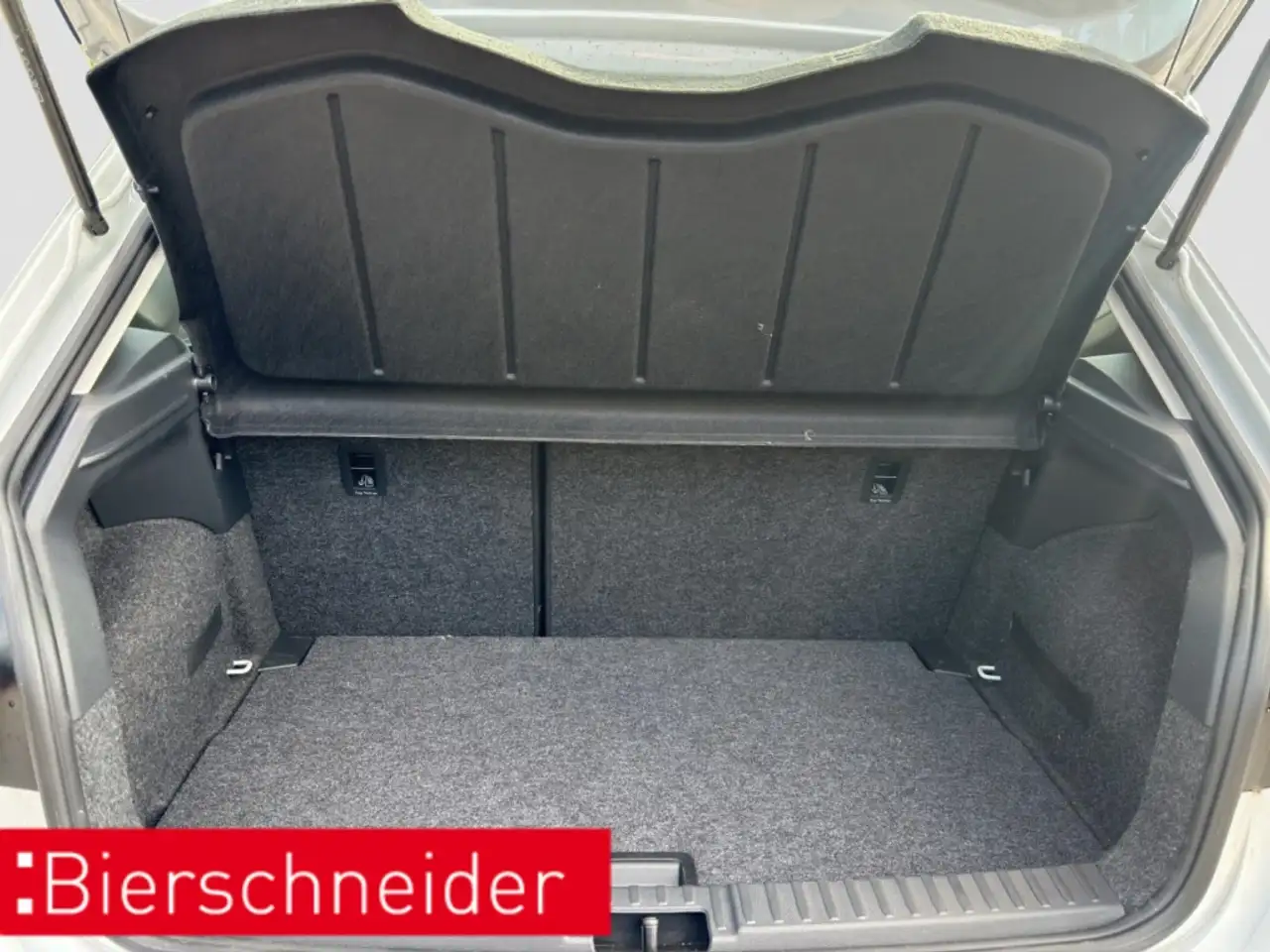 SEAT Ibiza 1.0 TSI Style Edition DAB SHZ PCD FULLLINK — Galerie du véhicule 27