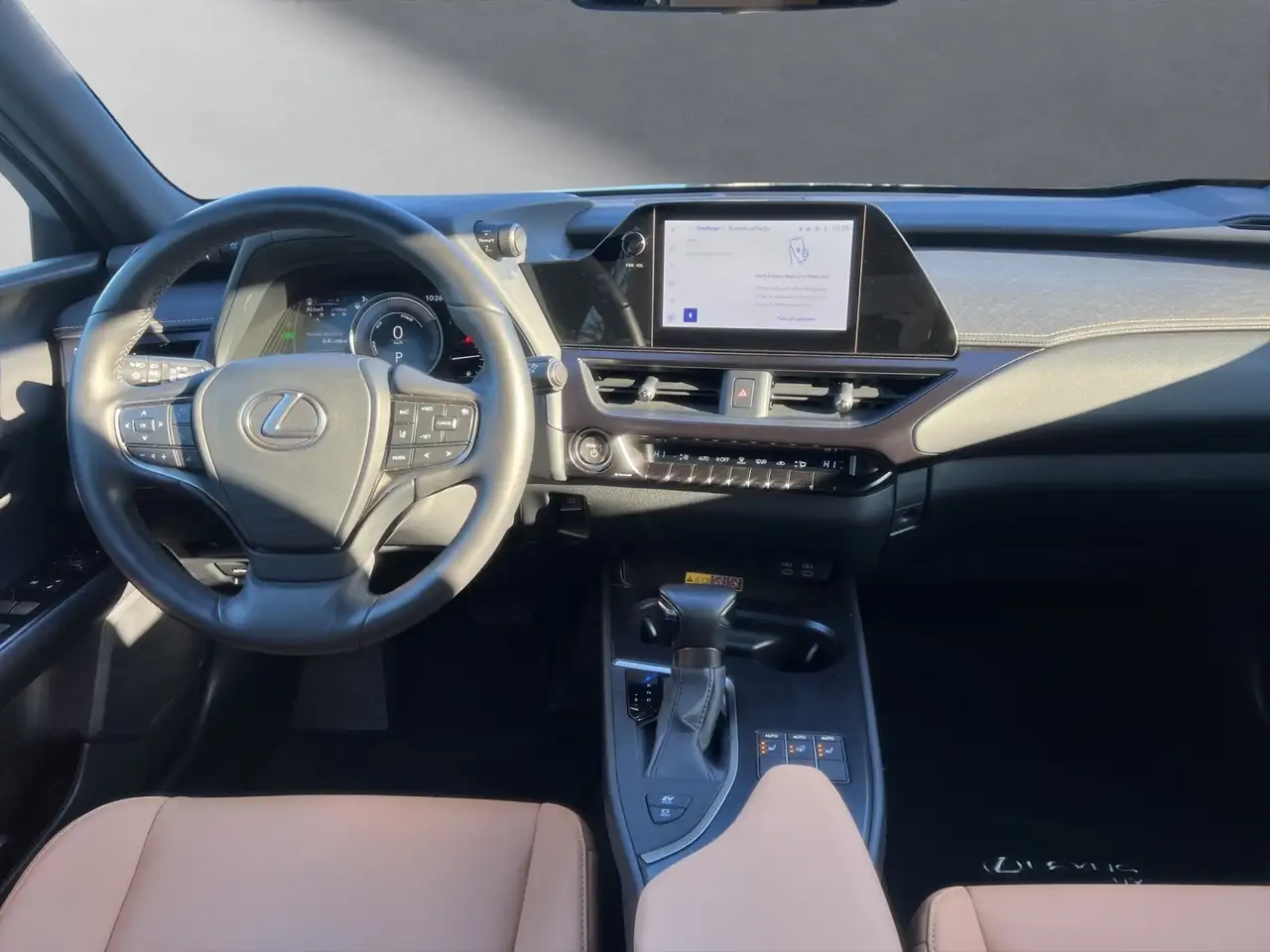 Lexus UX 250h UX250h*F-SPORT-D.*1HD*NAVI*SHZ 15J-GARANTIE* — Galería del vehículo 13