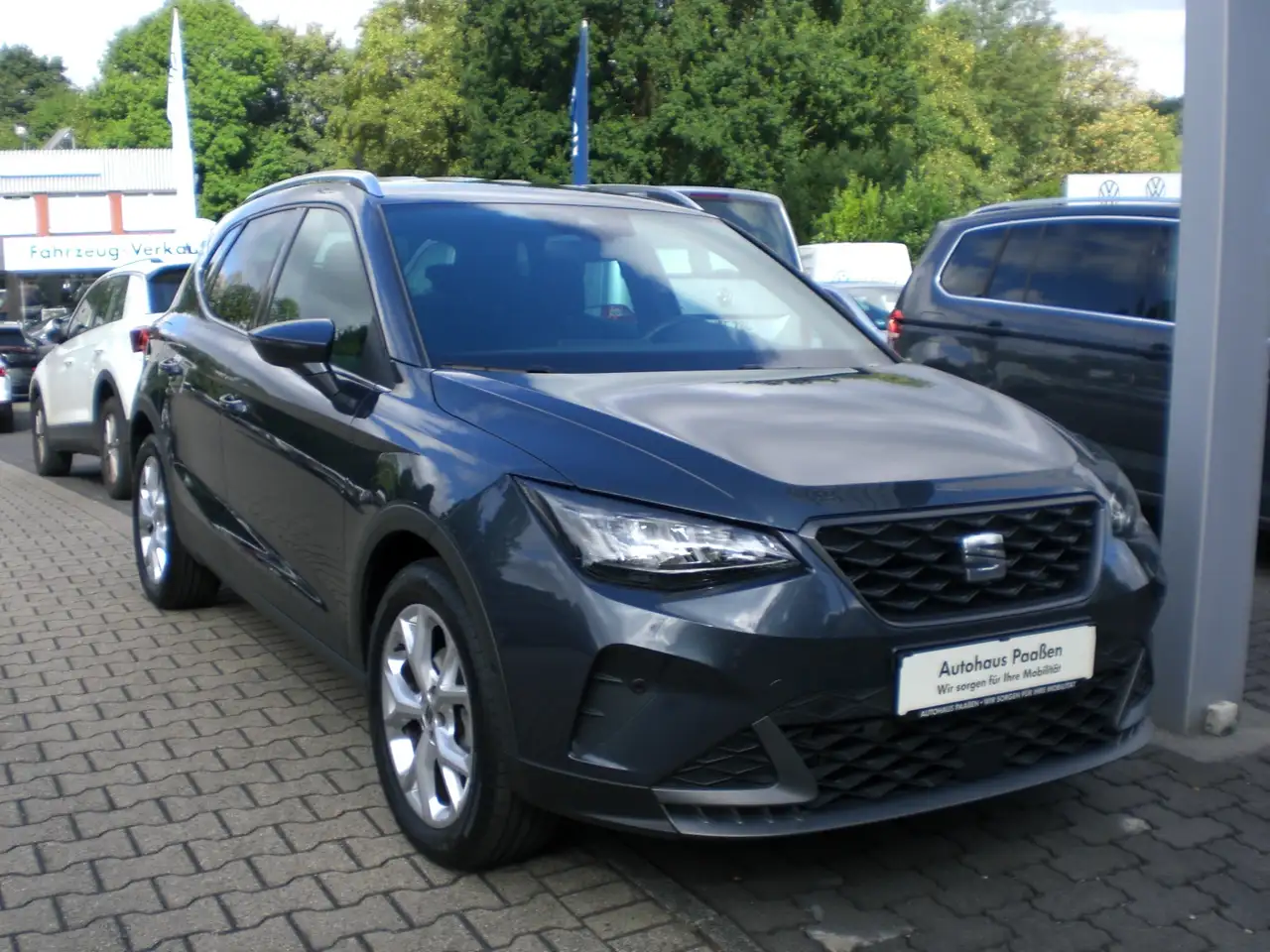 SEAT Arona FR 1.0 TSI DSG LED NAVI PLA RFK GRA App-Connect — Vehicle gallery 3