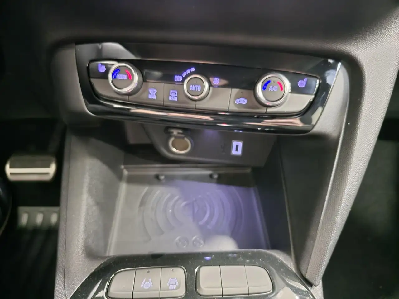 Opel Corsa 51kWh GS Long Range — Galerie du véhicule 22