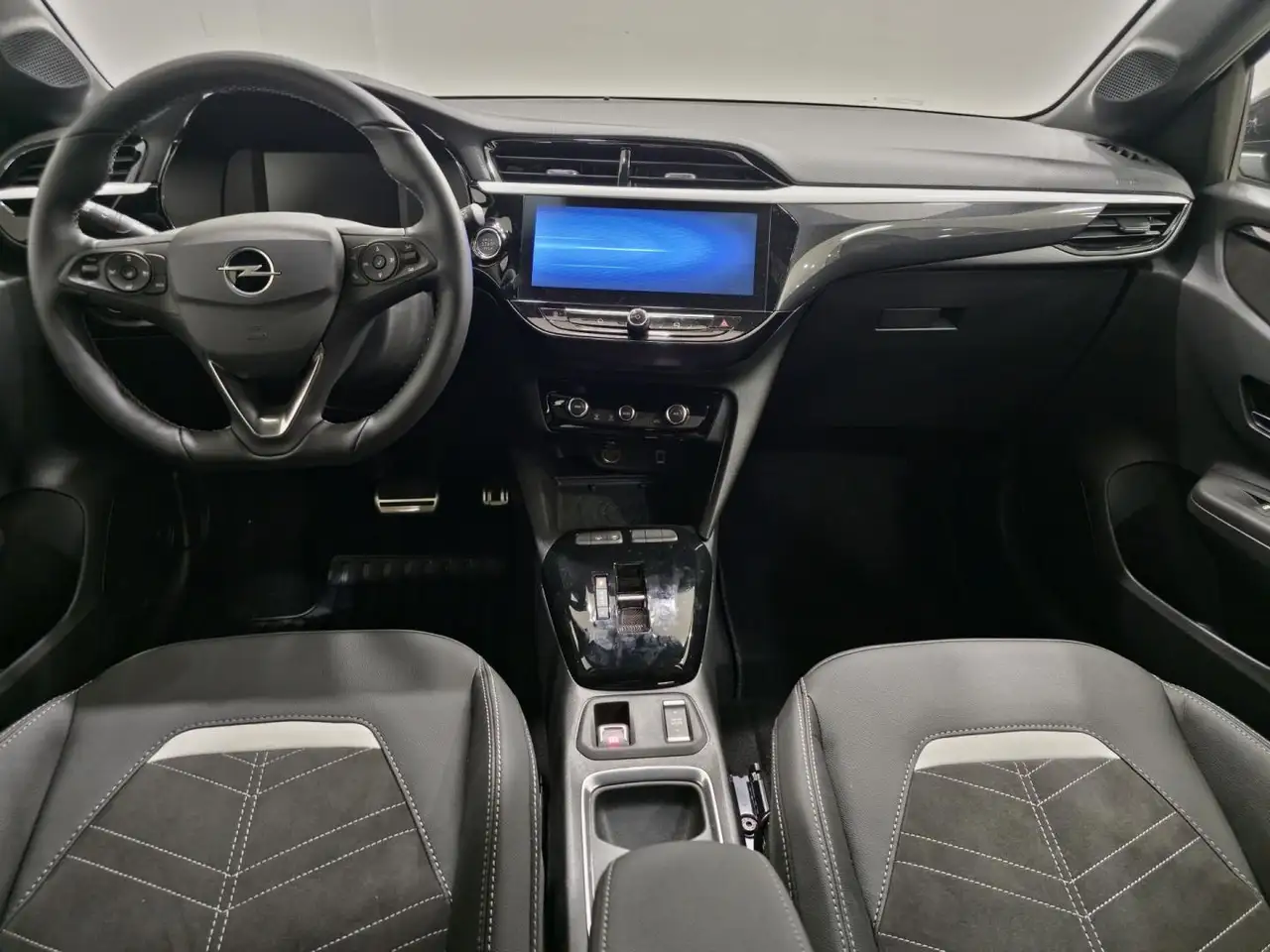 Opel Corsa 51kWh GS Long Range — Galerie du véhicule 4