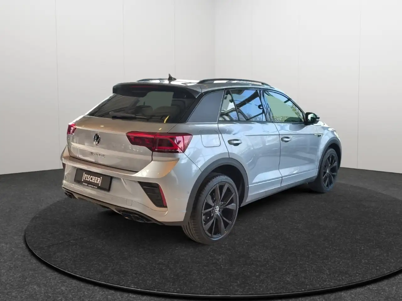 Volkswagen T-Roc 1.5TSI DSG R-Line Matrix Navi SHZ Rear View ACC — معرض صور السيارة 6