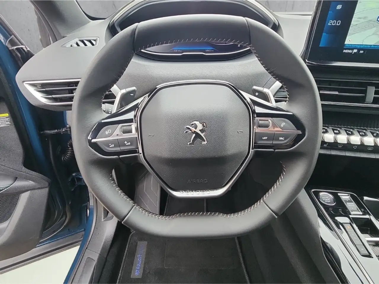 Peugeot 5008 Hybrid Allure Pack 136 e-DSC6 AHK 7-Sitzer Navi 36 — معرض صور السيارة 10