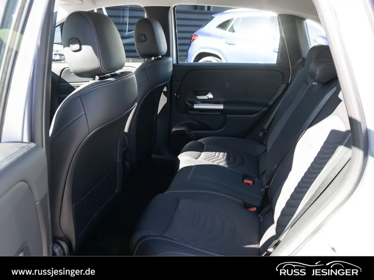 Mercedes-Benz B 180 Progressive *Cam *LED*FLA*ParkA*SpurH*MBUX — Galerie du véhicule 11